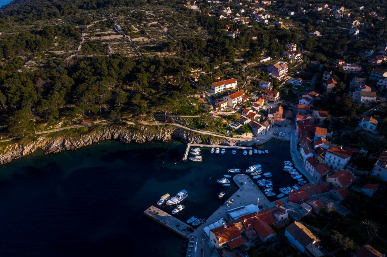 Apartments Antje Veli Losinj Ngoại thất bức ảnh