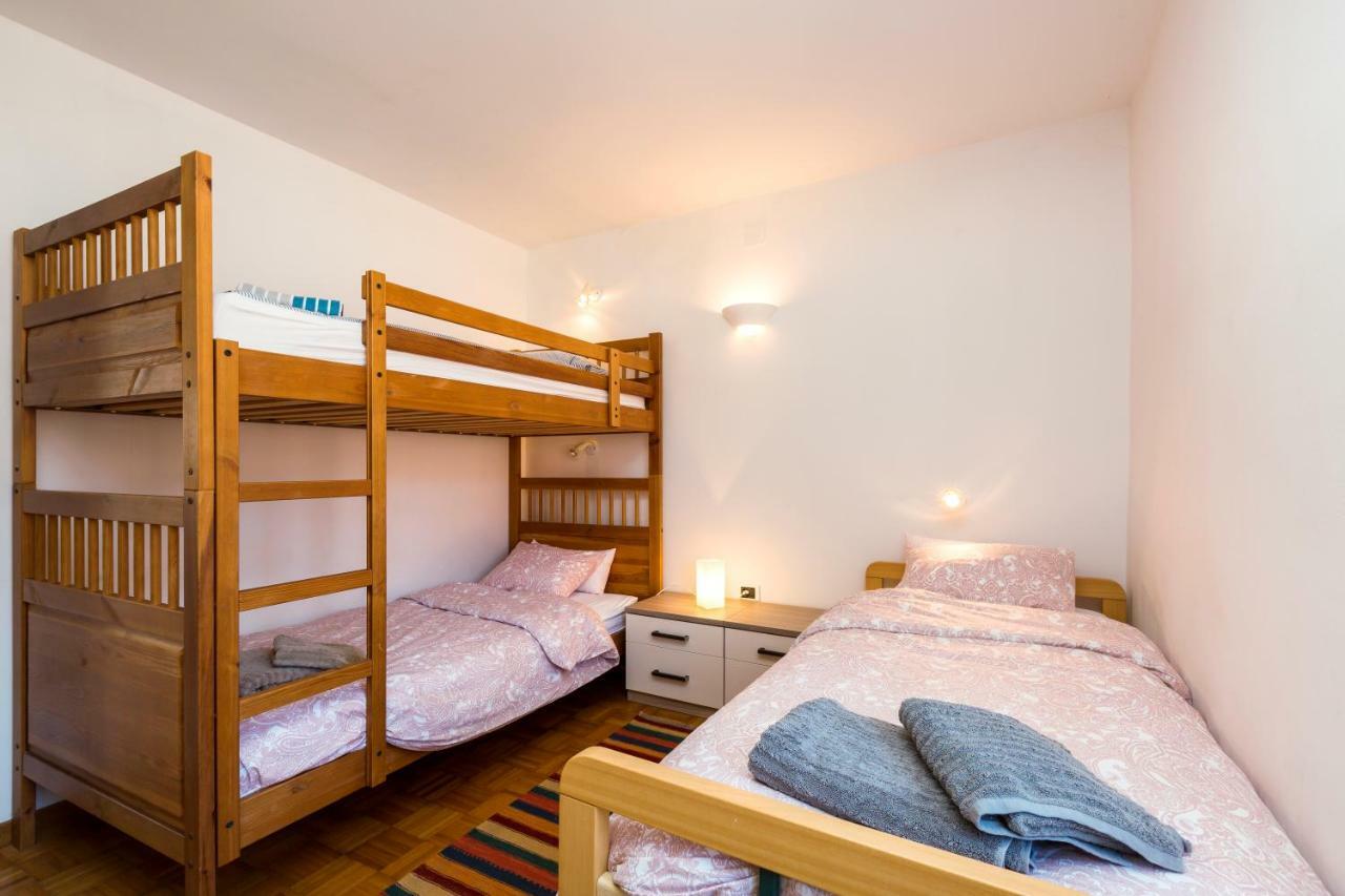 Apartments Antje Veli Losinj Ngoại thất bức ảnh