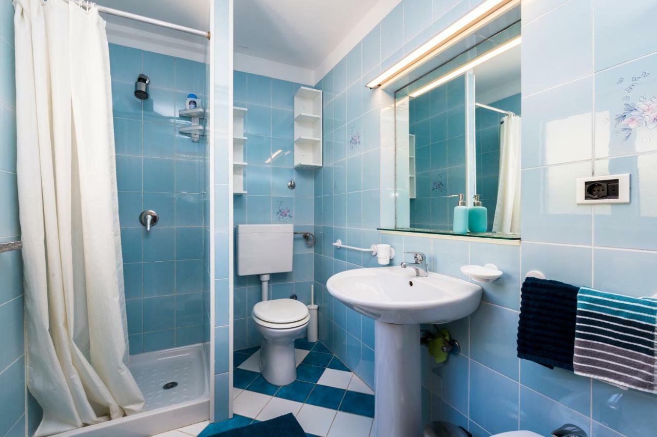 Apartments Antje Veli Losinj Ngoại thất bức ảnh