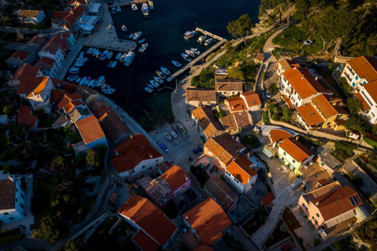Apartments Antje Veli Losinj Ngoại thất bức ảnh