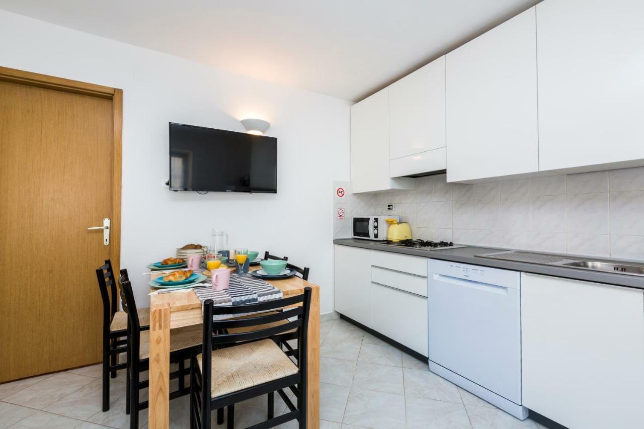 Apartments Antje Veli Losinj Ngoại thất bức ảnh